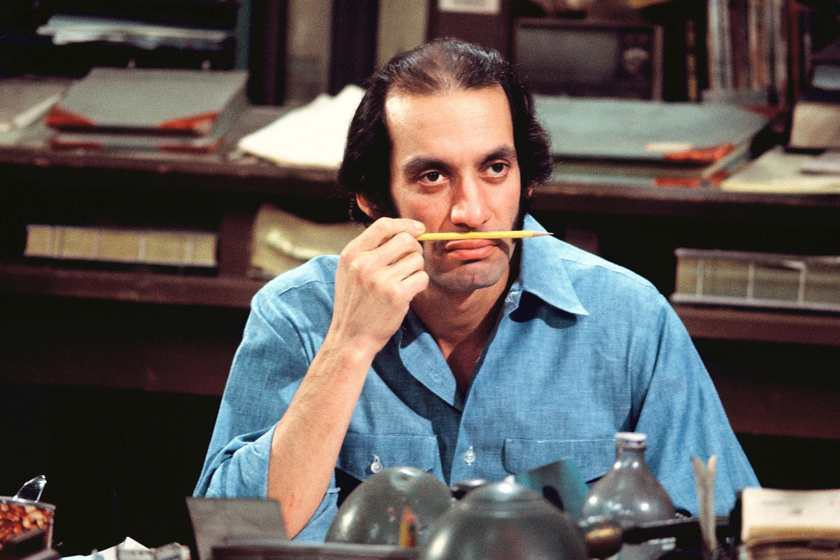Gregory Sierra, actor in Barney Miller, has died at the age of 83